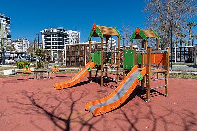 《最终幻想16》新战斗视频 使用召唤兽力量战斗